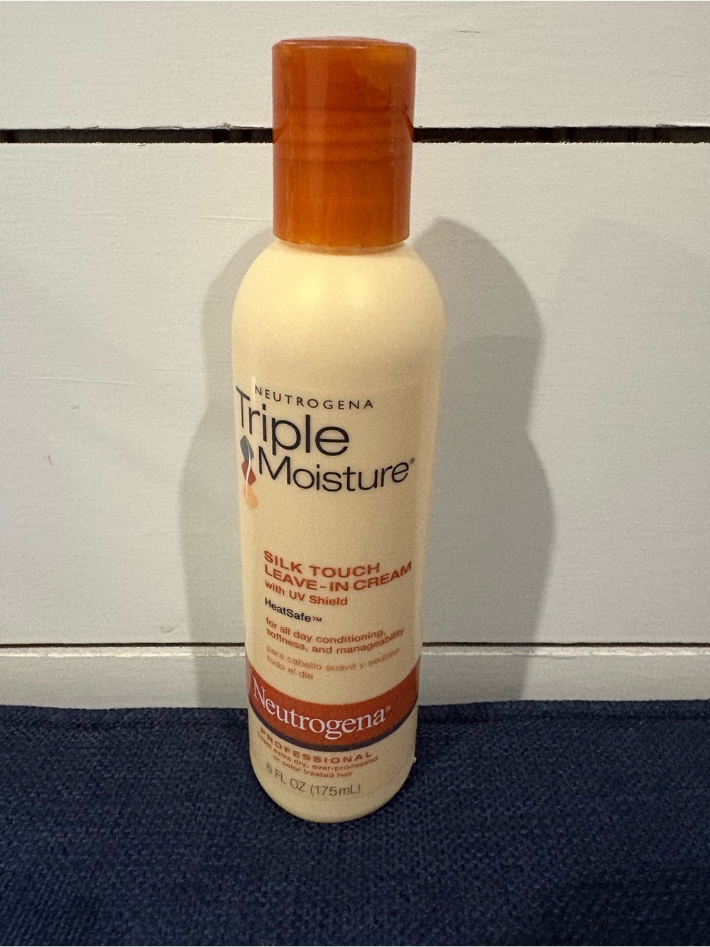 Neutrogena Triple Moisture Silk Touch Leave-In Cream
